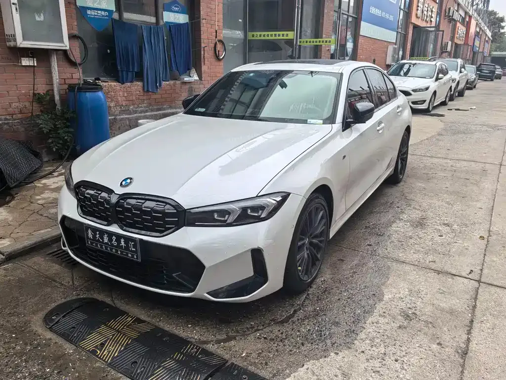 BMW 3 Series 2024 из CN, фото 3