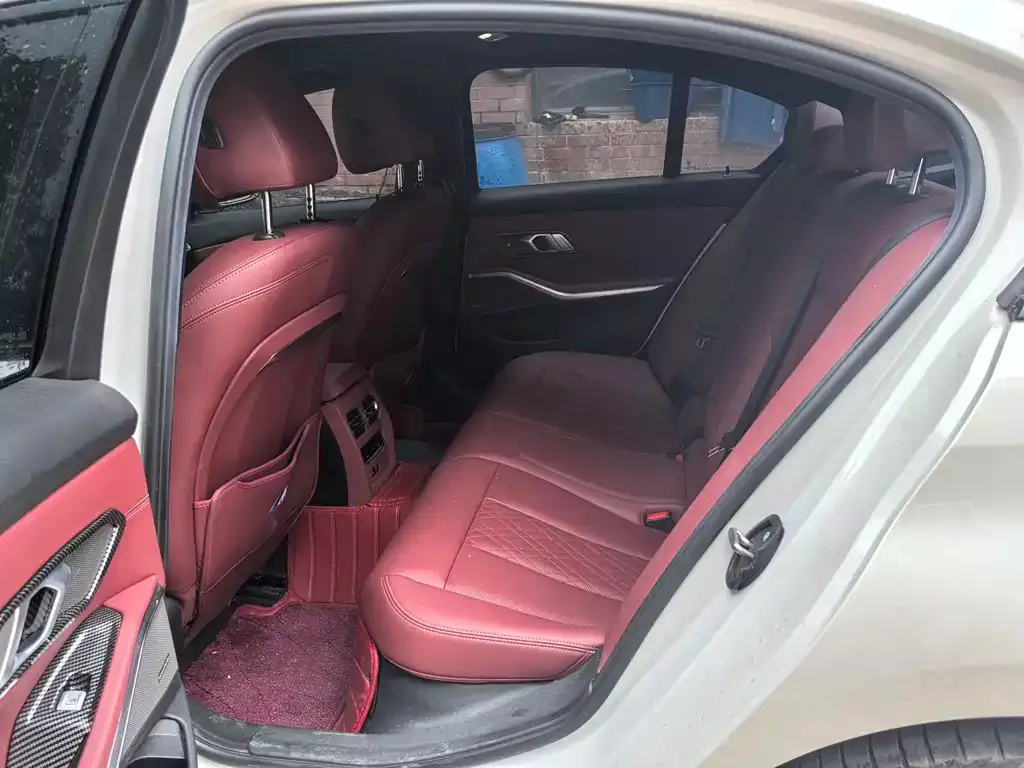 BMW 3 Series 2024 из CN, фото 6