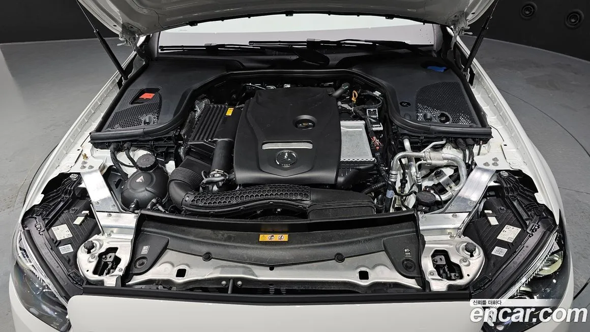 Mercedes-Benz E-Class 2023 из KR, фото 6