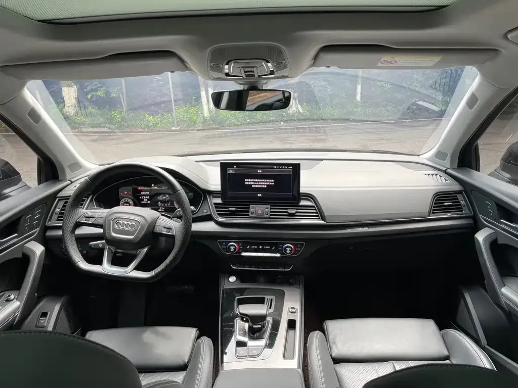 Audi Q5L 2022 из CN, фото 10