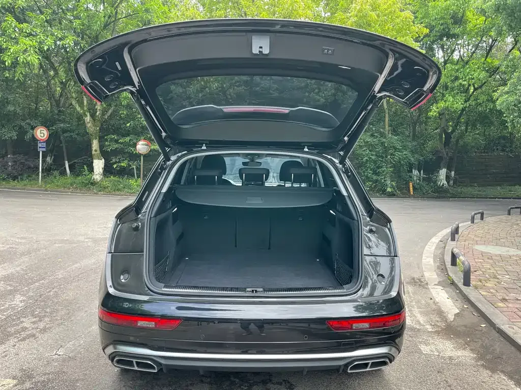 Audi Q5L 2022 из CN, фото 7