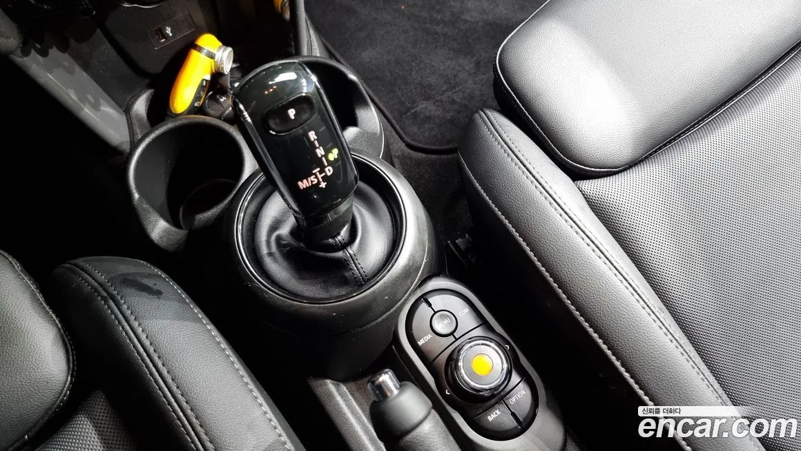 Mini Cooper 2021 из KR, фото 9