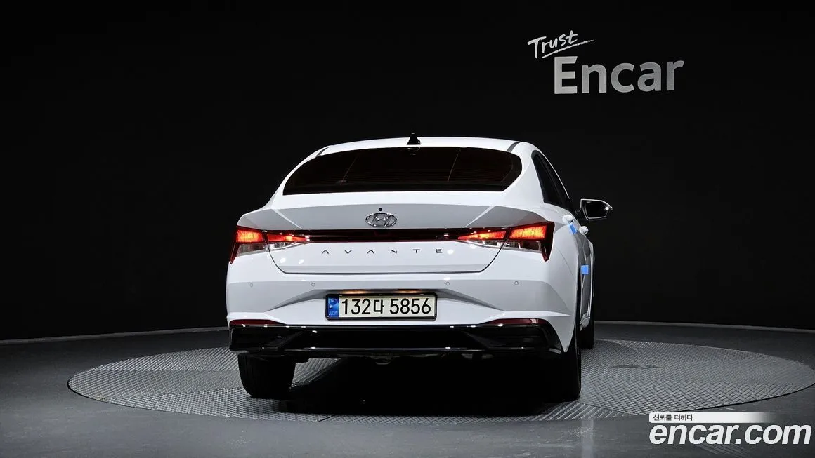 Hyundai AVANTE 2023 из KR, фото 4