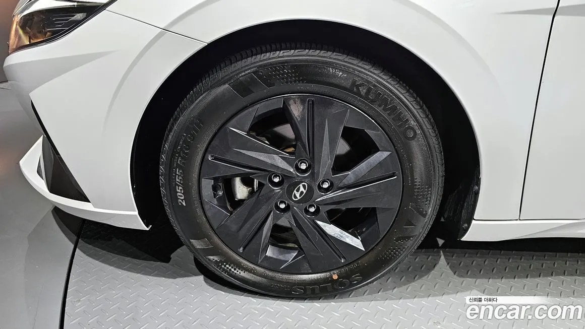 Hyundai AVANTE 2023 из KR, фото 5