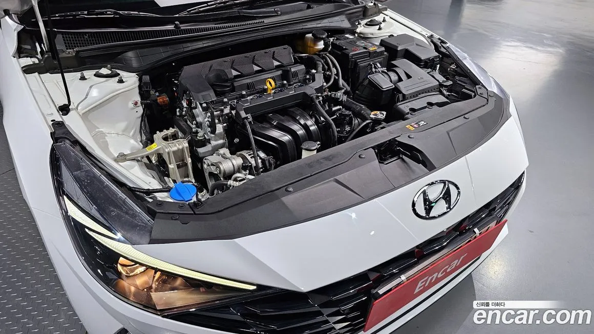 Hyundai AVANTE 2023 из KR, фото 6