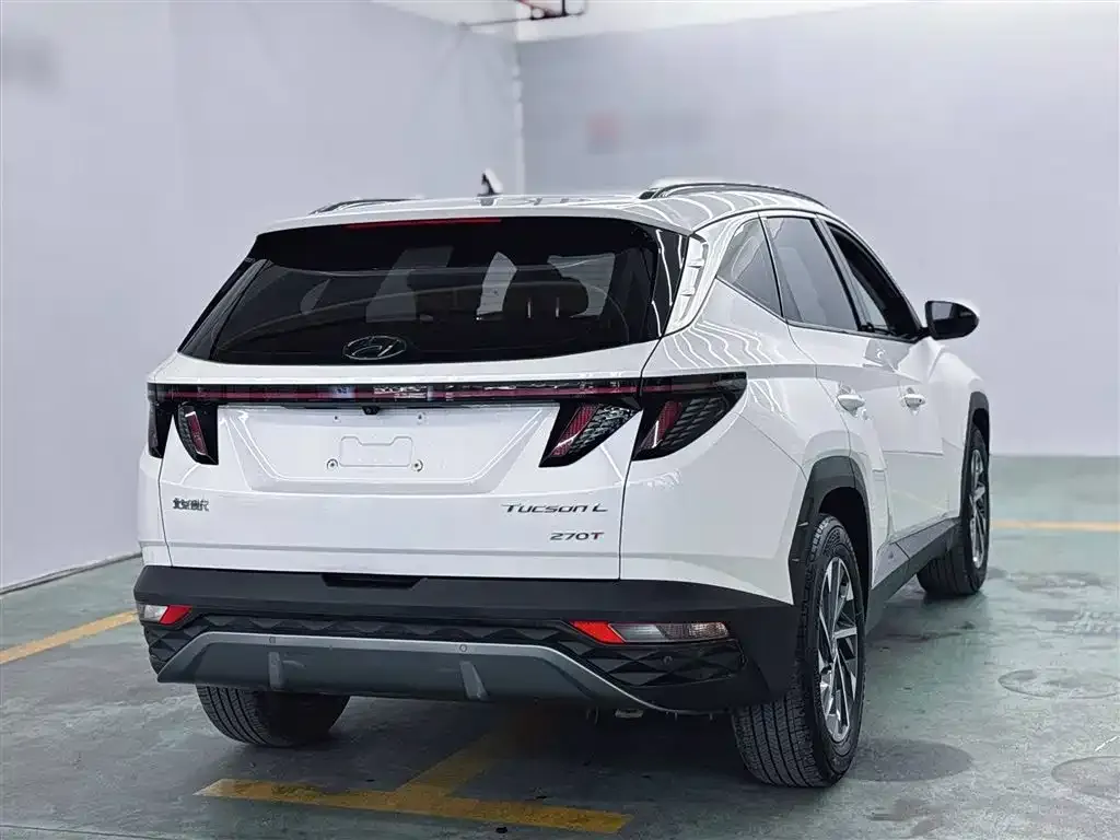 Hyundai Tucson 2023 из CN, фото 9
