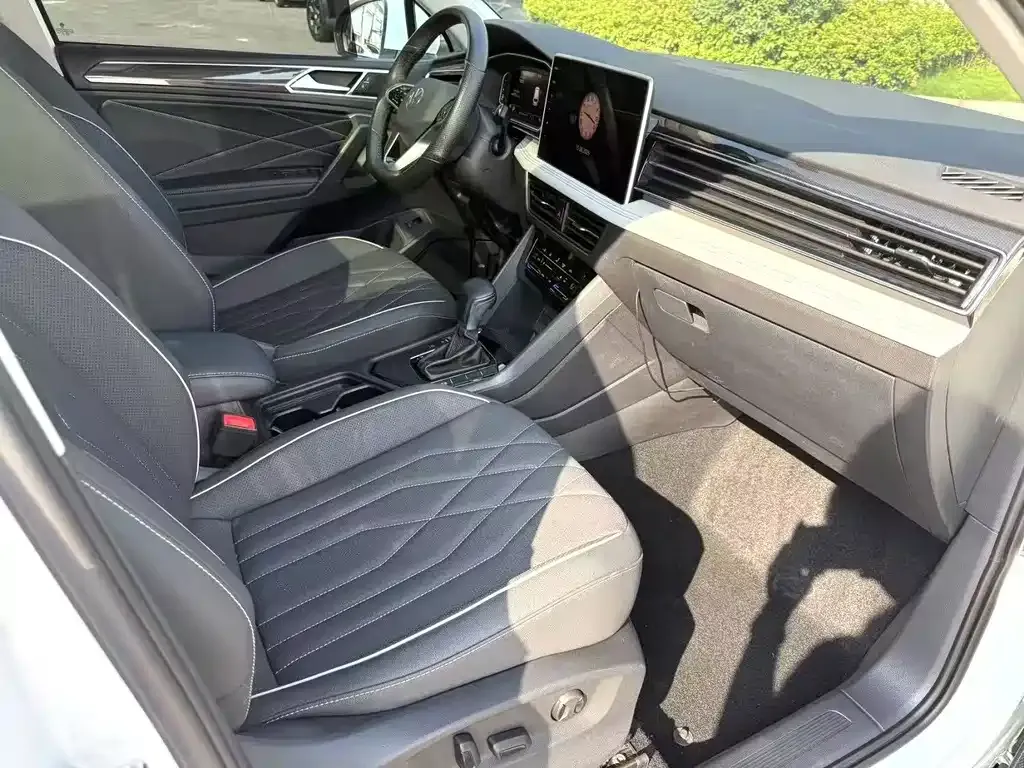 Volkswagen Tiguan L 2023 из CN, фото 6