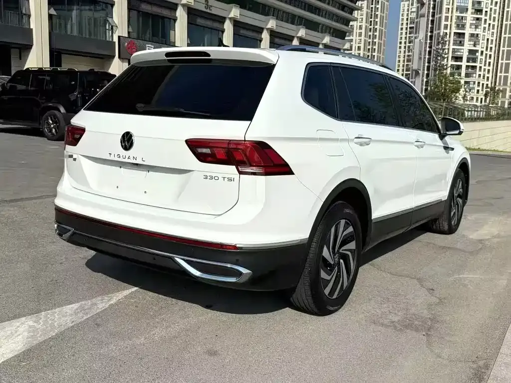 Volkswagen Tiguan L 2023 из CN, фото 7