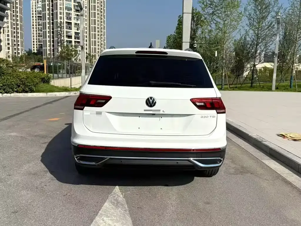 Volkswagen Tiguan L 2023 из CN, фото 8