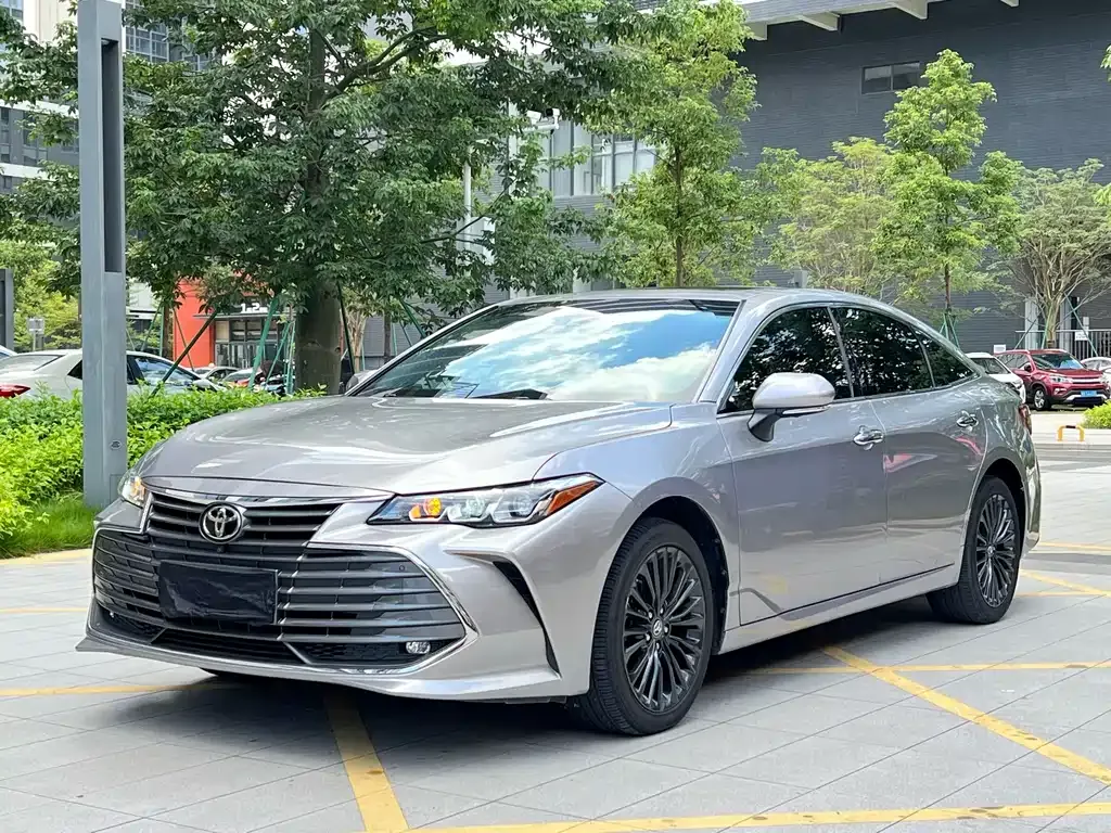 Toyota Avalon 2021 из CN, фото 1