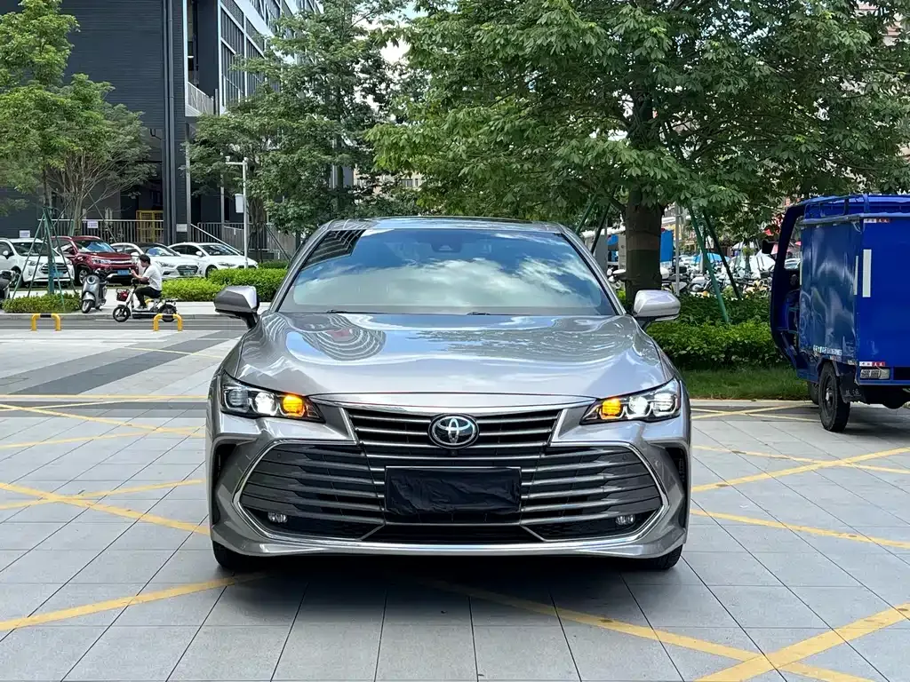 Toyota Avalon 2021 из CN, фото 2