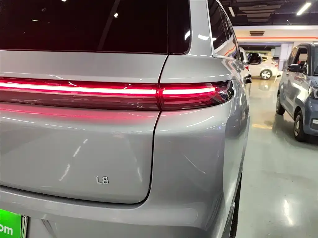 Li Auto L8 2022 из CN, фото 8
