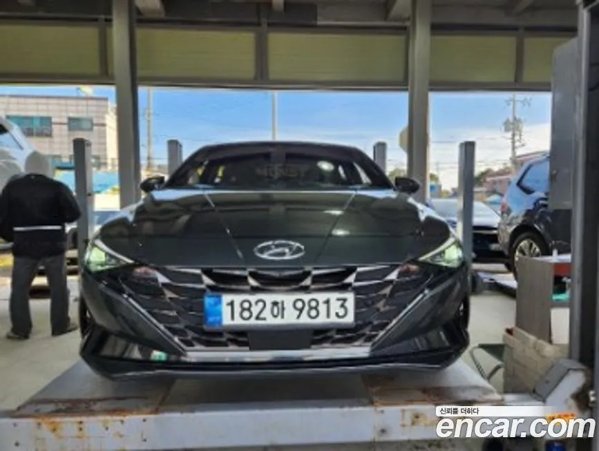 Hyundai AVANTE 2022 из KR, фото 1