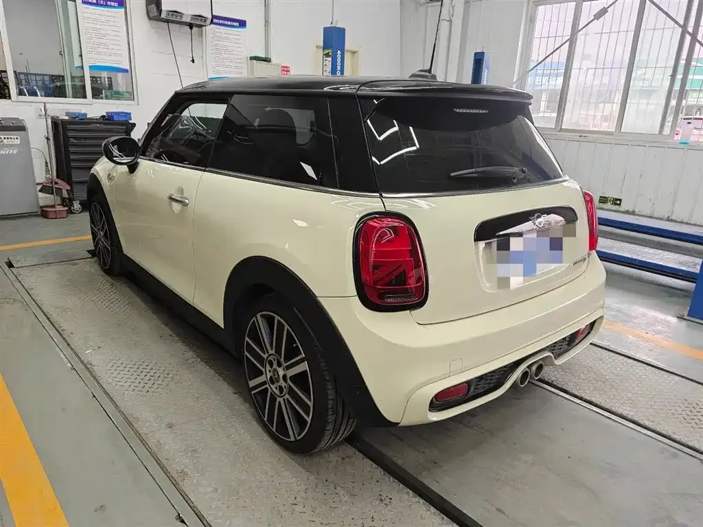 MINI Cooper (3-door) 2021 из CN, фото 10