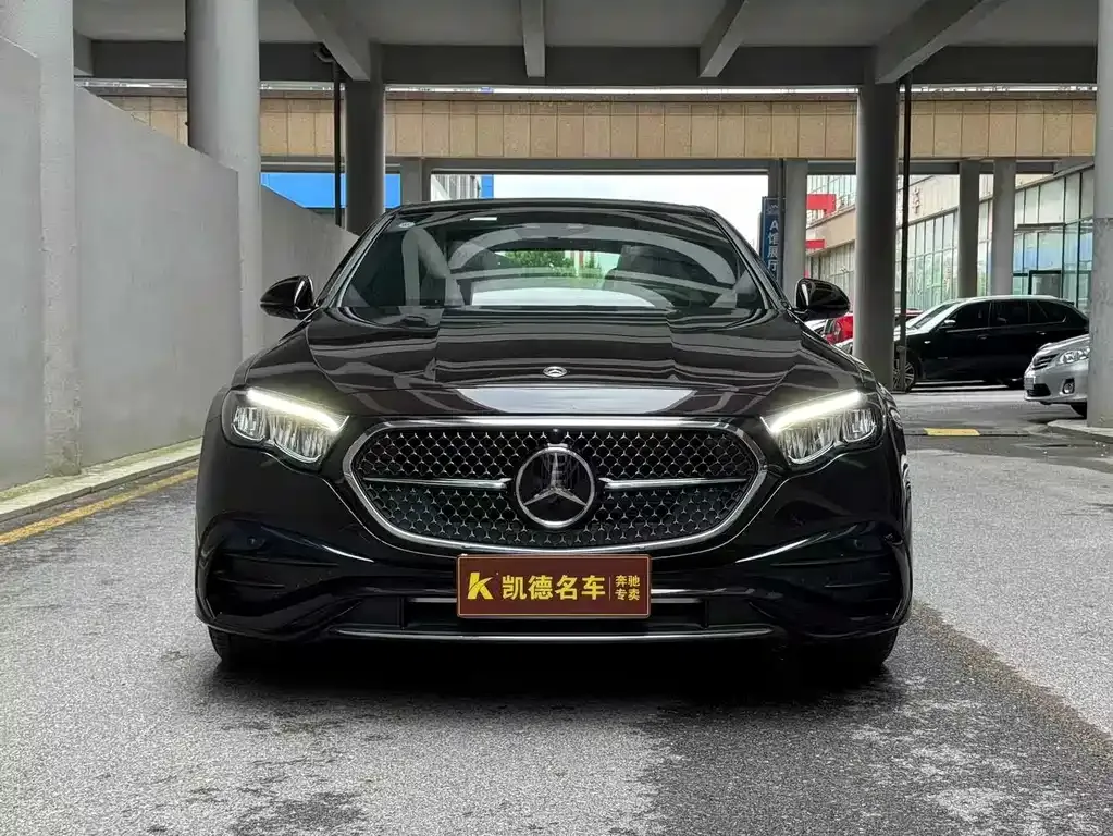 Mercedes-Benz E-Class 2025 из CN, фото 2