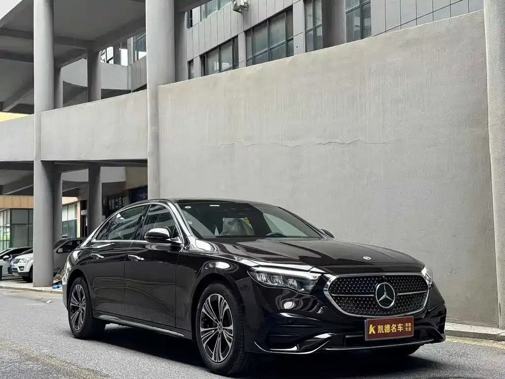 Mercedes-Benz E-Class 2025 из CN, фото 3