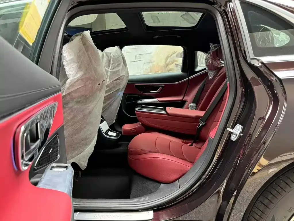 Mercedes-Benz E-Class 2025 из CN, фото 9