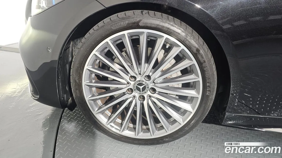 Mercedes-Benz C-Class 2023 из KR, фото 5