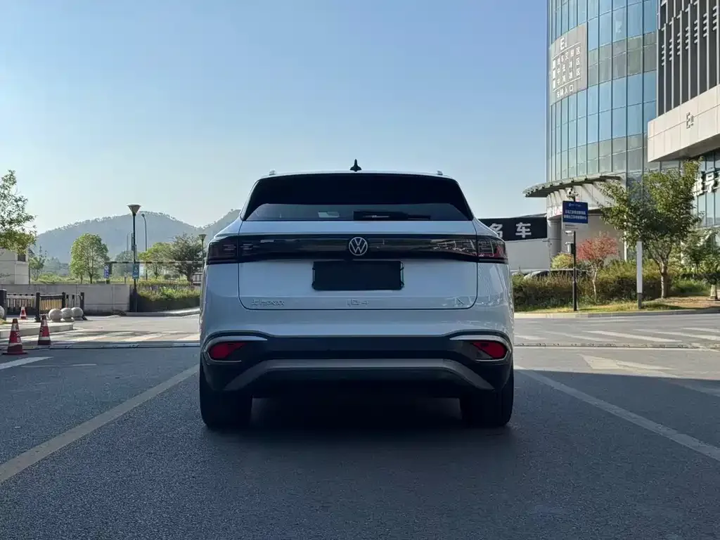 Volkswagen ID.4 X 2023 из CN, фото 4