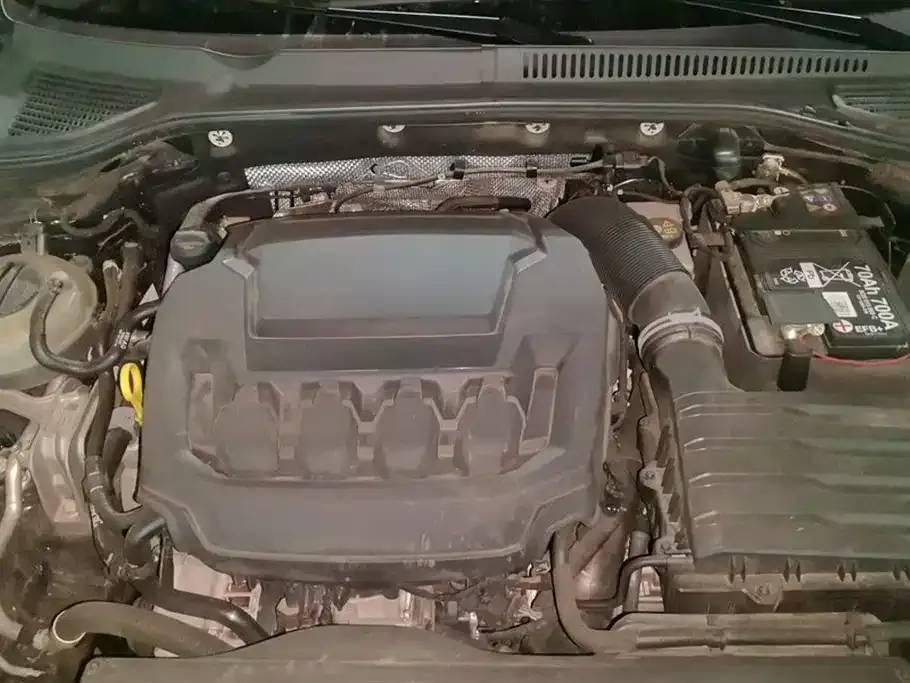 Volkswagen Passat 2023 из CN, фото 10