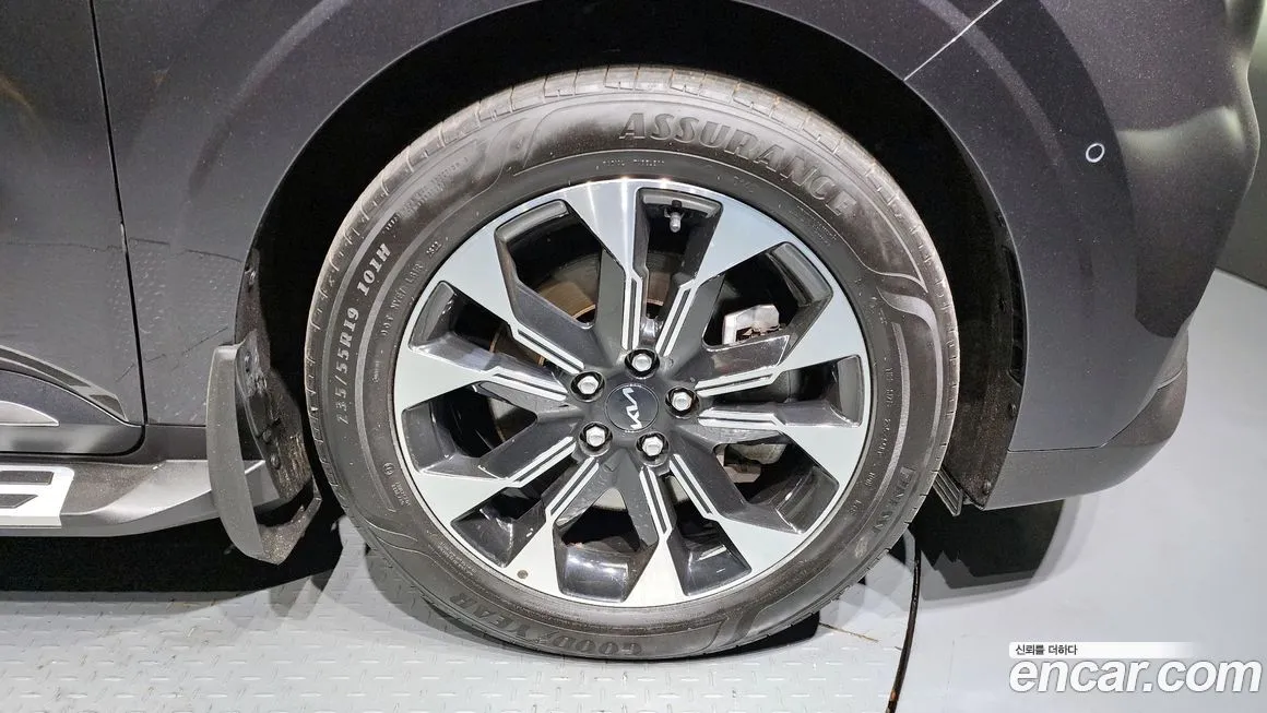 Kia Carnival 2023 из KR, фото 5