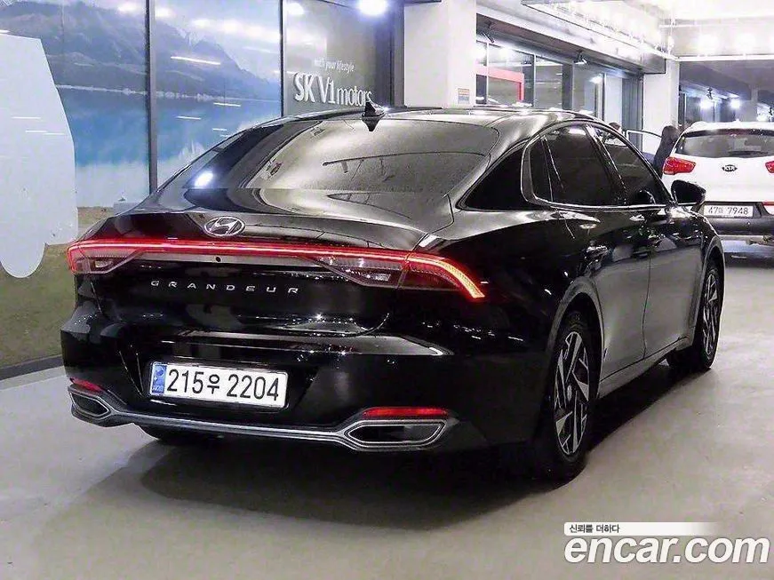 Hyundai Grandeur 2022 из KR, фото 4