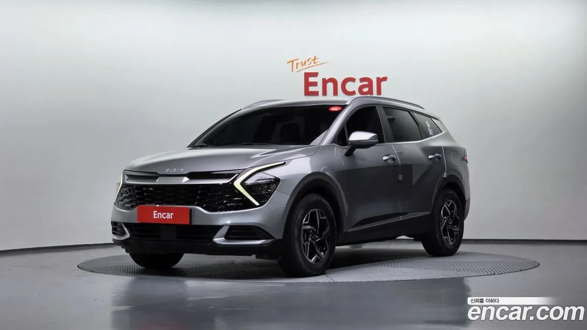 Kia Sportage — фото 1