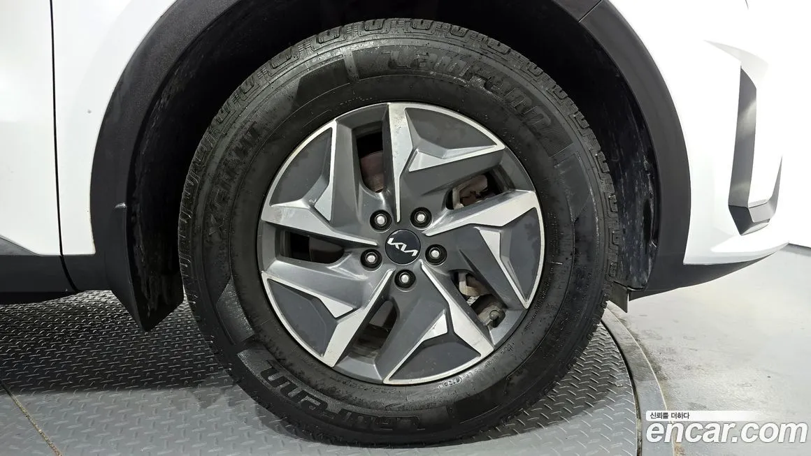 Kia Sorento — фото 5