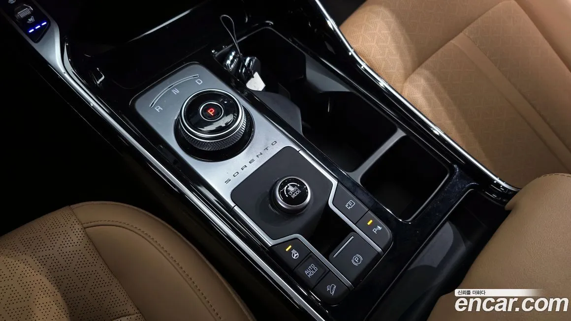 Kia Sorento — фото 9