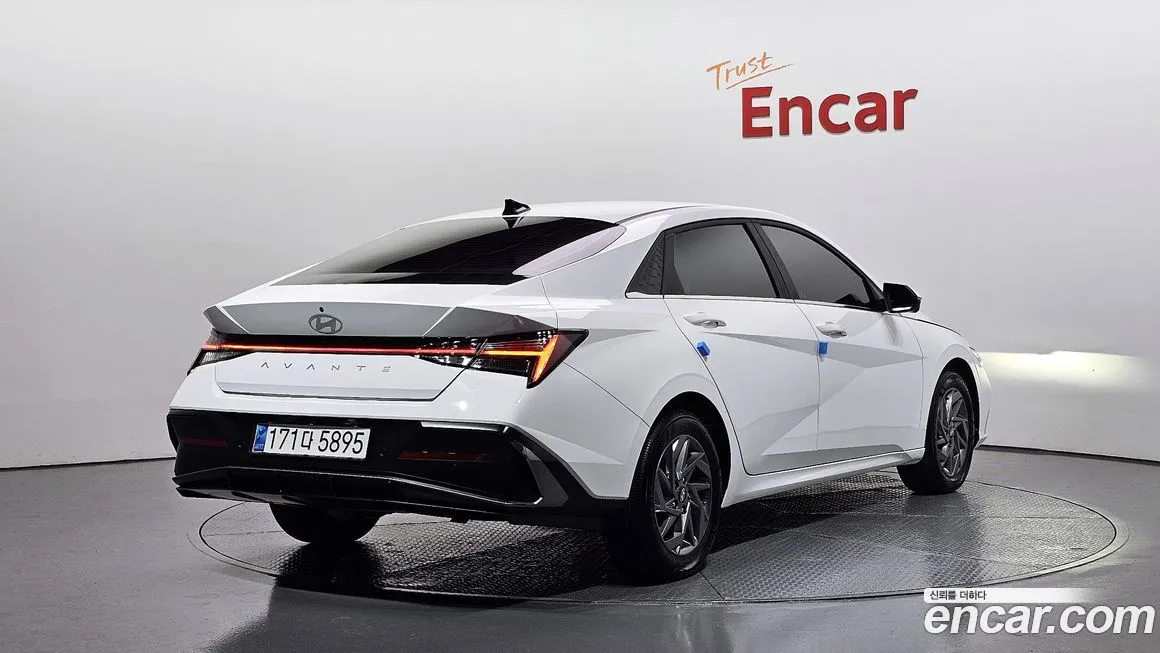 Hyundai AVANTE 2024 из KR, фото 2