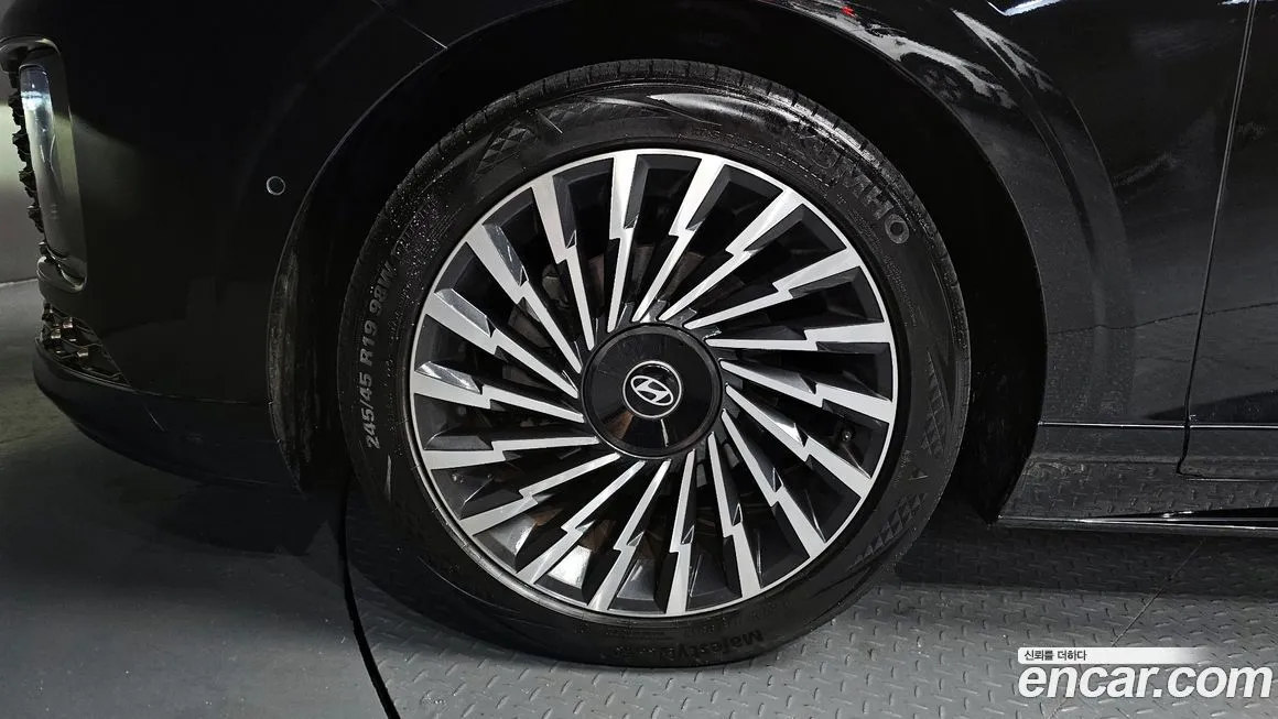 Hyundai Grandeur 2024 из KR, фото 5