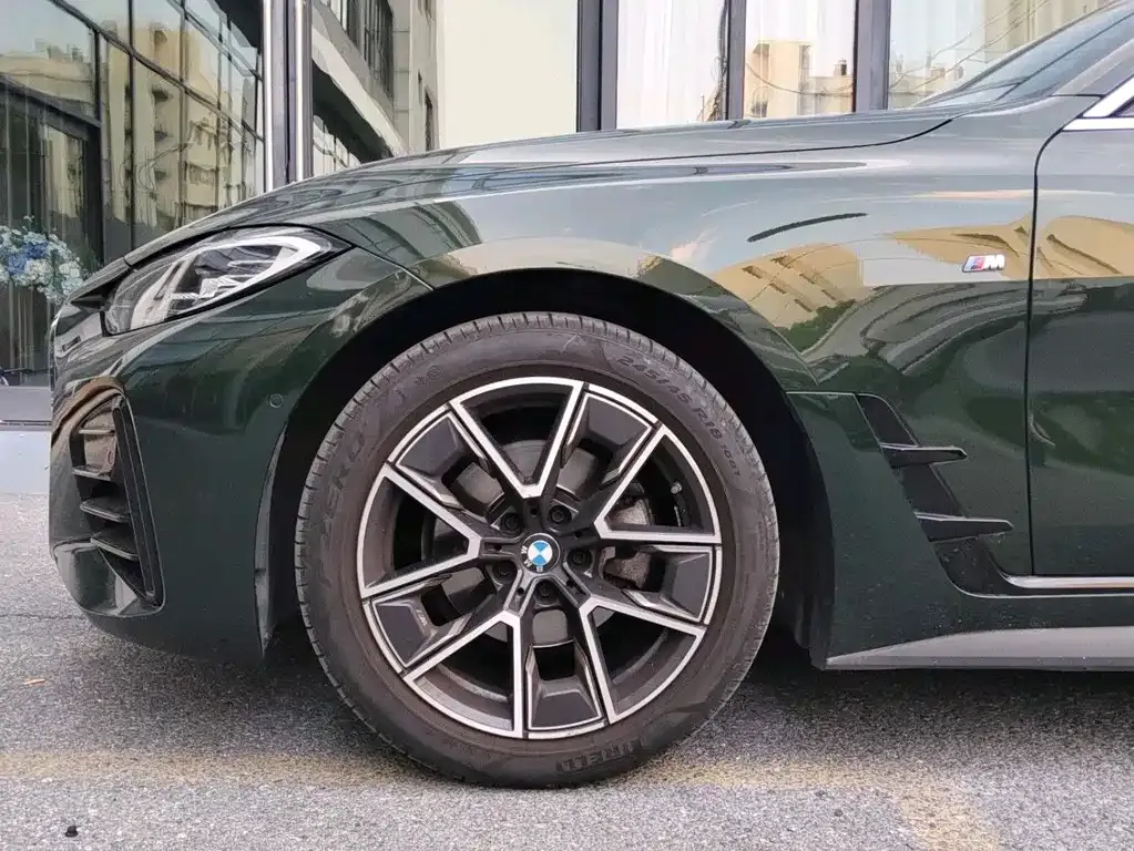 BMW 4 Series 2023 из CN, фото 6