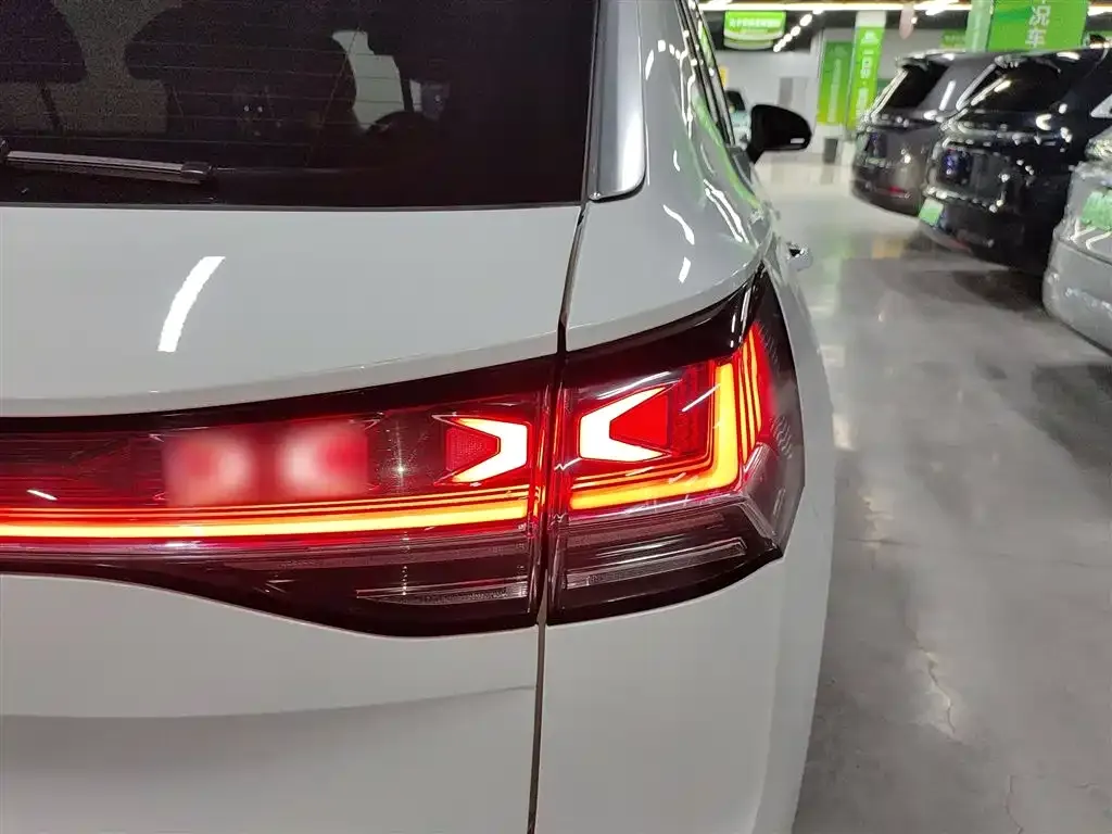 Volkswagen GTE PHEV 2023 из CN, фото 8