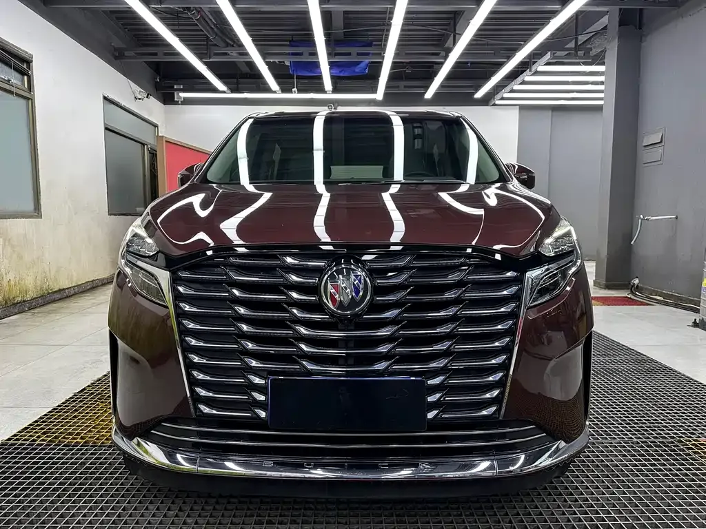Buick GL8 2023 из CN, фото 1