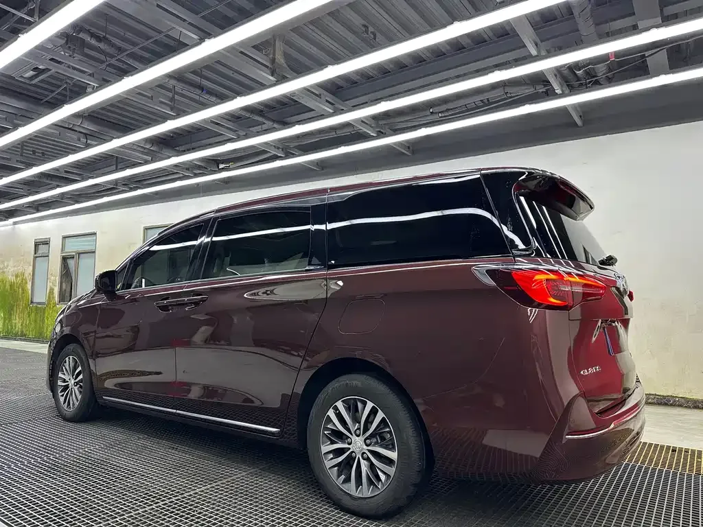 Buick GL8 2023 из CN, фото 4