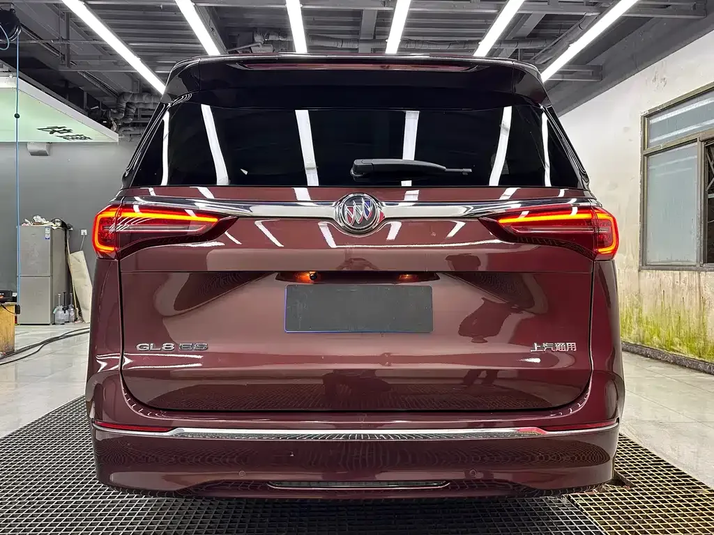 Buick GL8 2023 из CN, фото 5
