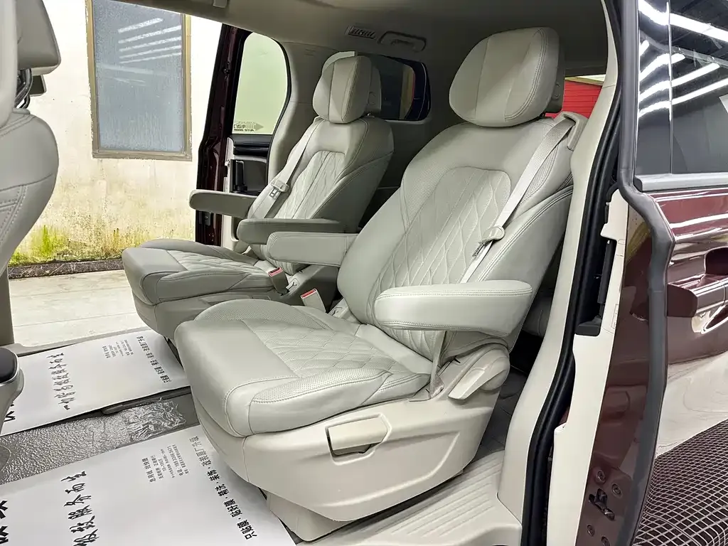 Buick GL8 2023 из CN, фото 8