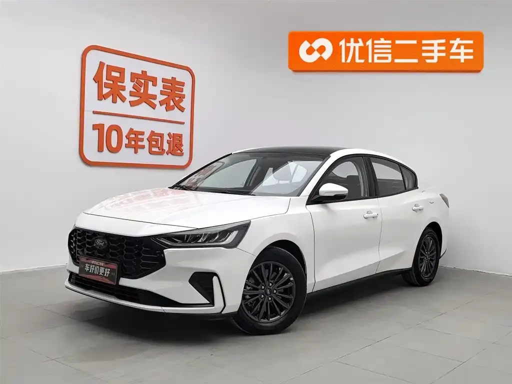 Ford Focus 2023 из CN, фото 1
