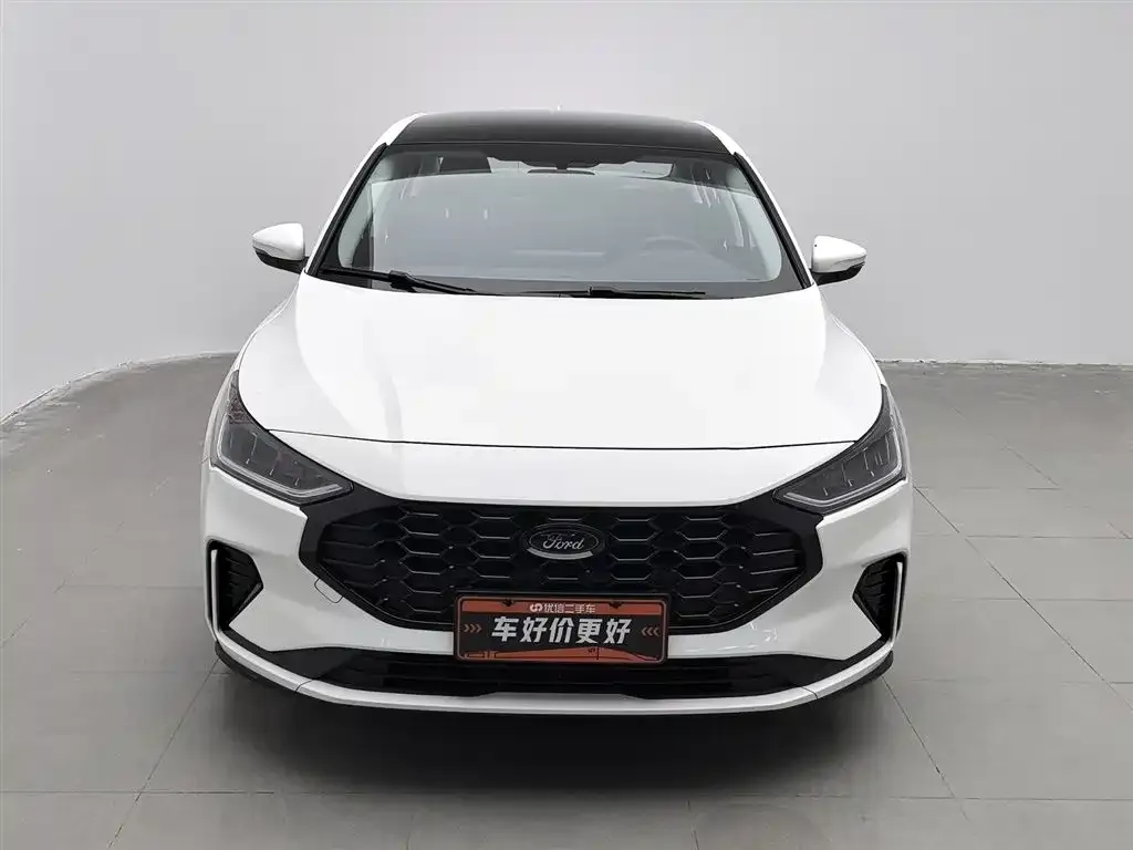 Ford Focus 2023 из CN, фото 3