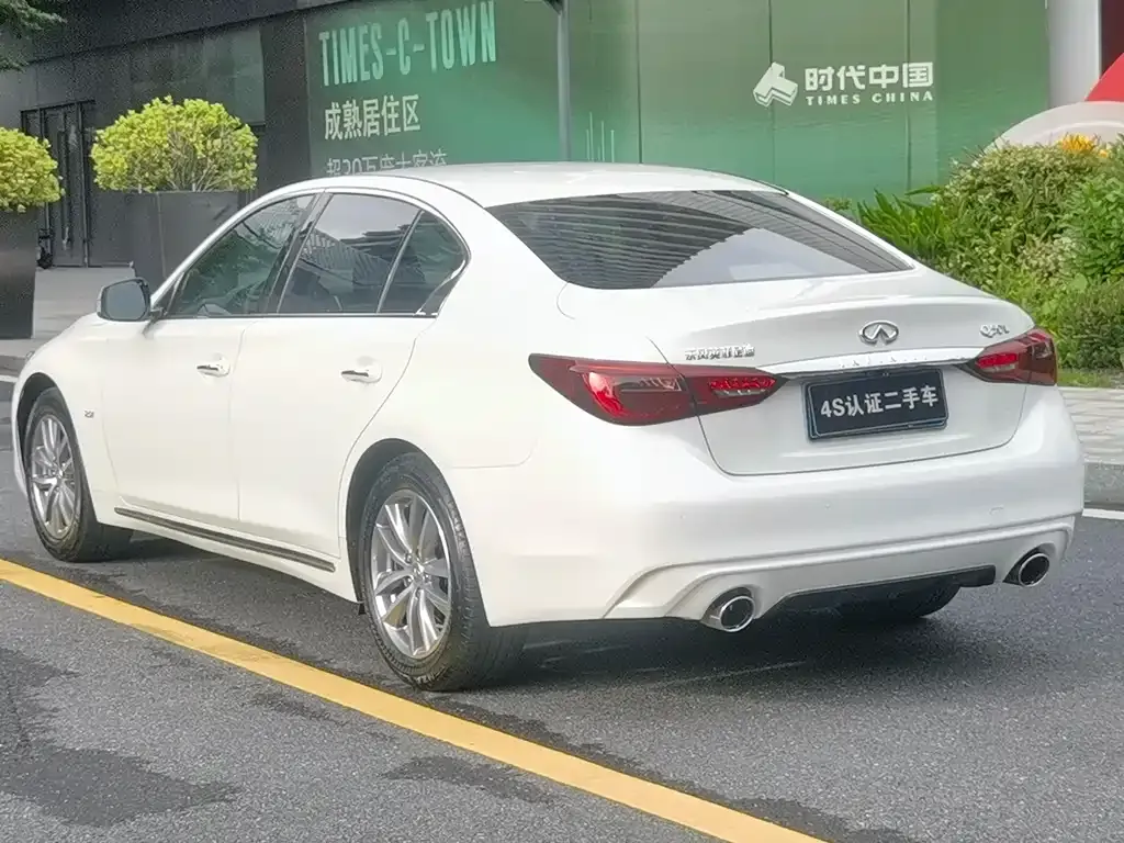 Infiniti Q50L 2021 из CN, фото 4
