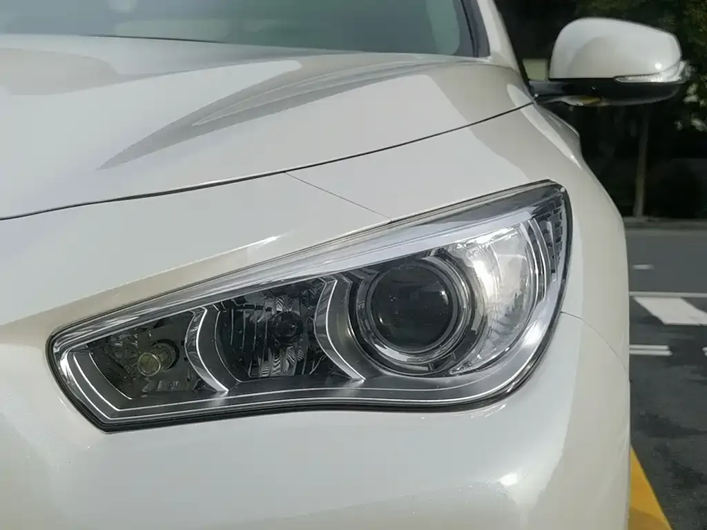 Infiniti Q50L 2021 из CN, фото 8