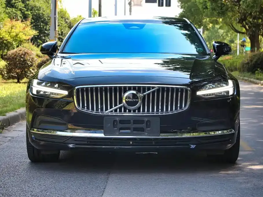 Volvo S90 2024 из CN, фото 2