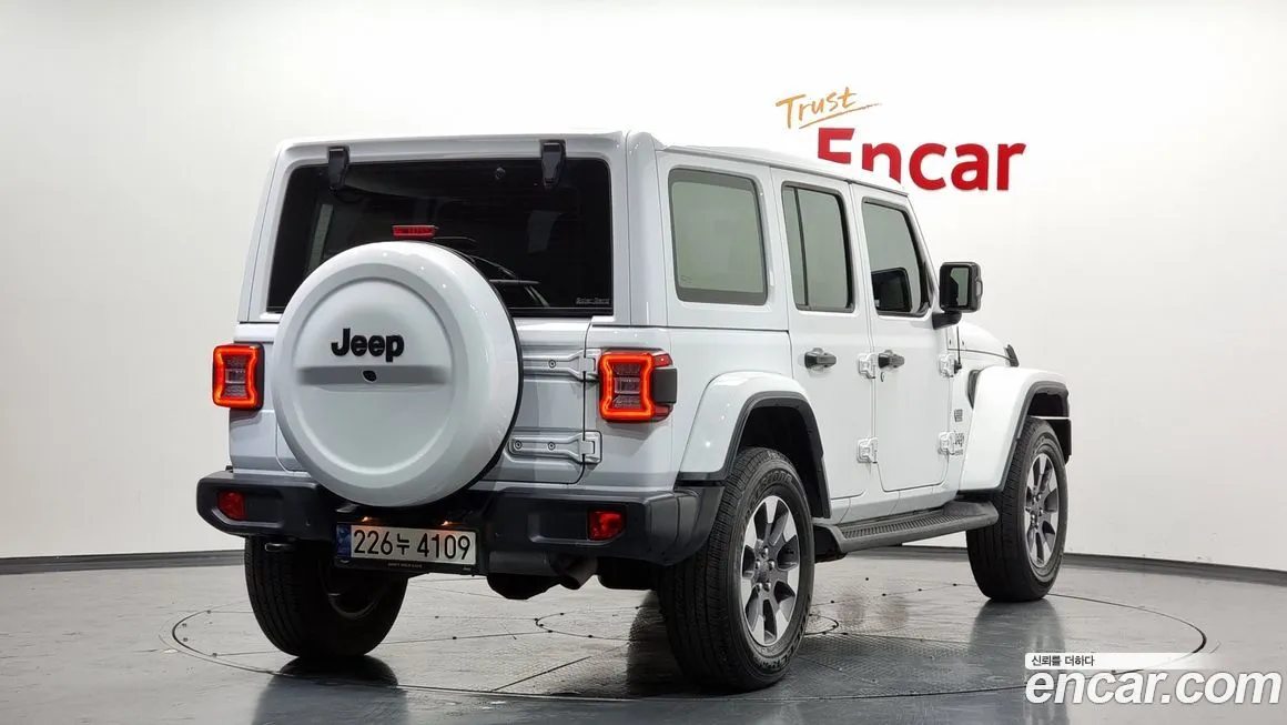 Jeep Wrangler 2021 из KR, фото 2