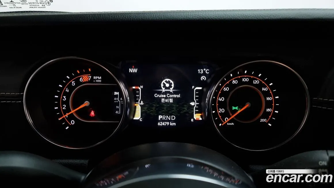 Jeep Wrangler 2021 из KR, фото 8