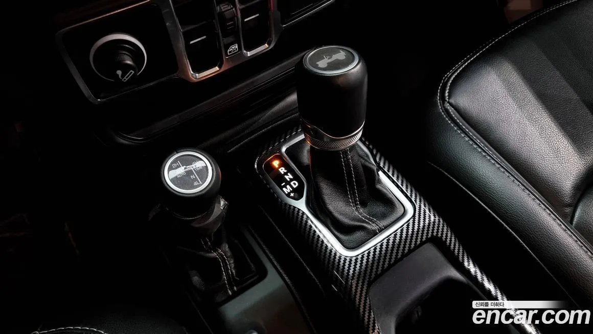 Jeep Wrangler 2021 из KR, фото 9