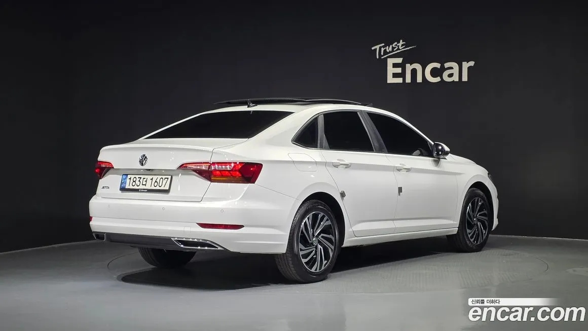 Volkswagen Jetta 2021 из KR, фото 2