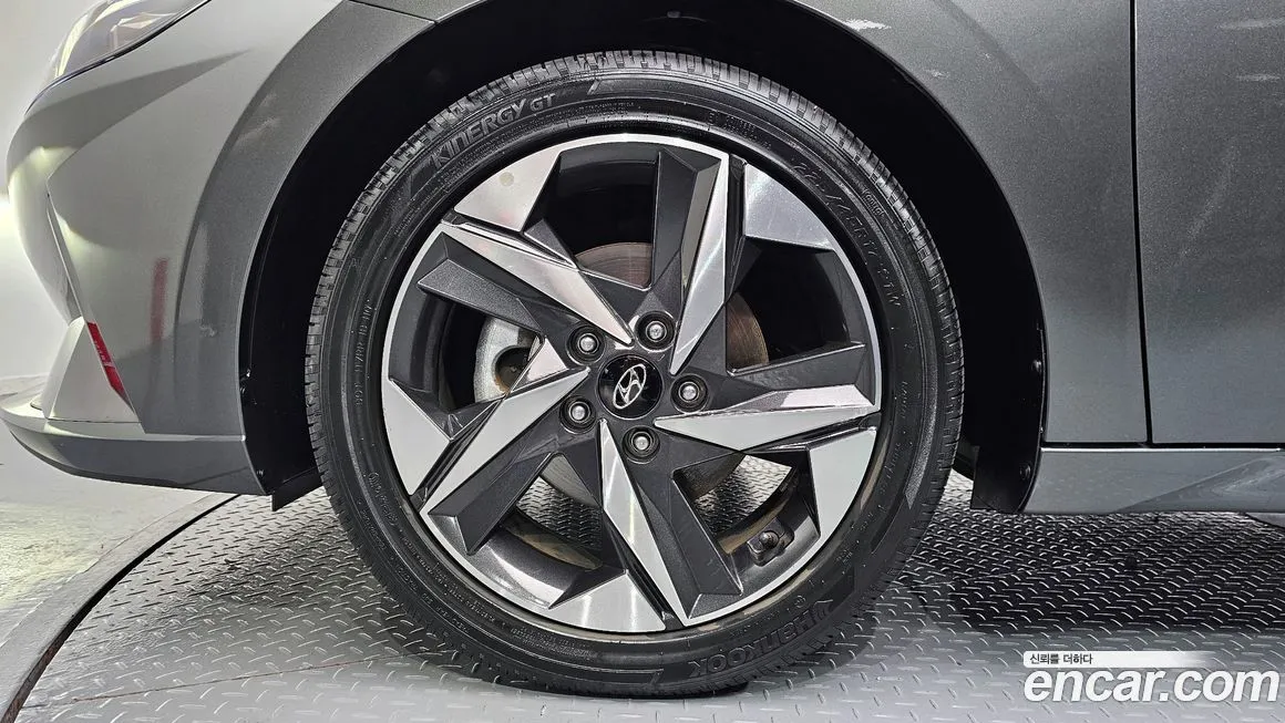 Hyundai AVANTE — фото 5