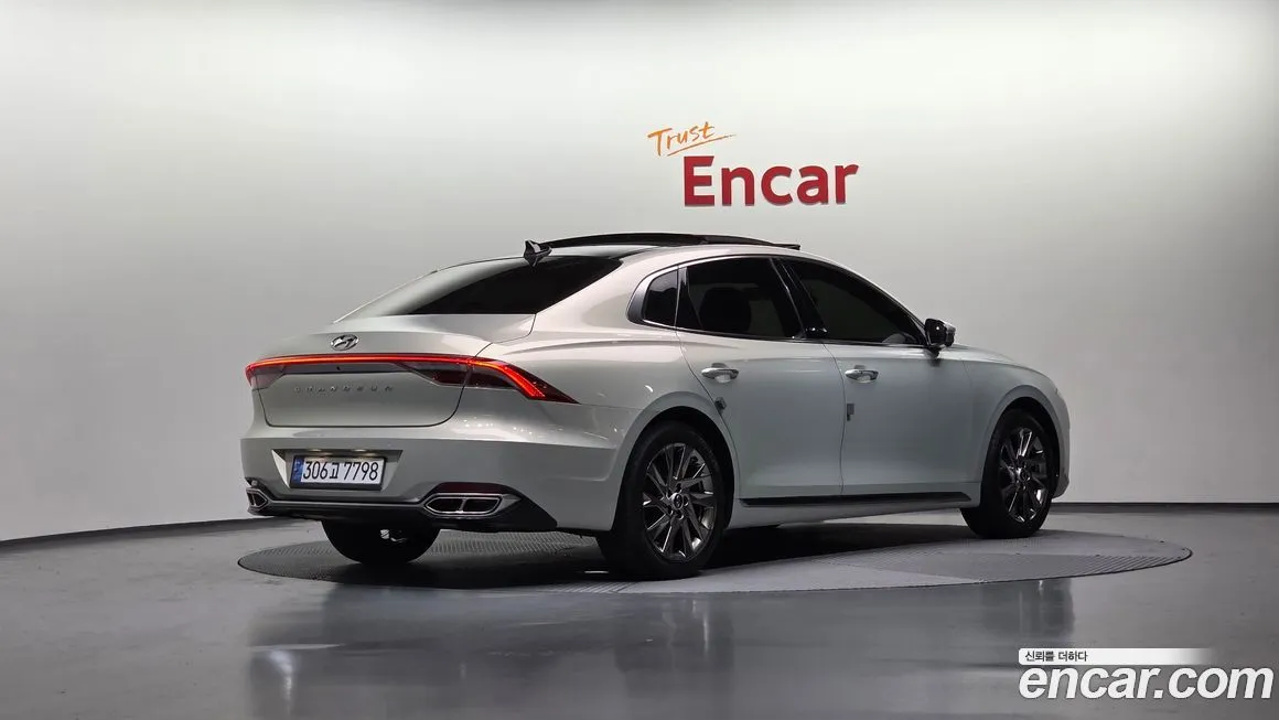 Hyundai Grandeur 2022 из KR, фото 2