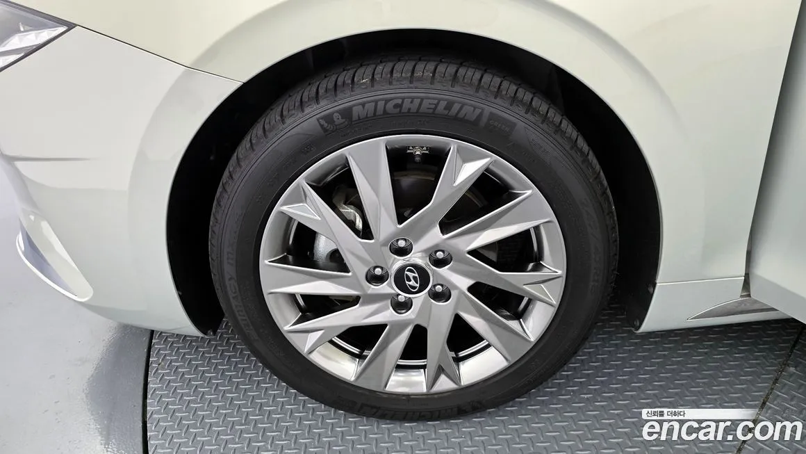 Hyundai Grandeur 2022 из KR, фото 5