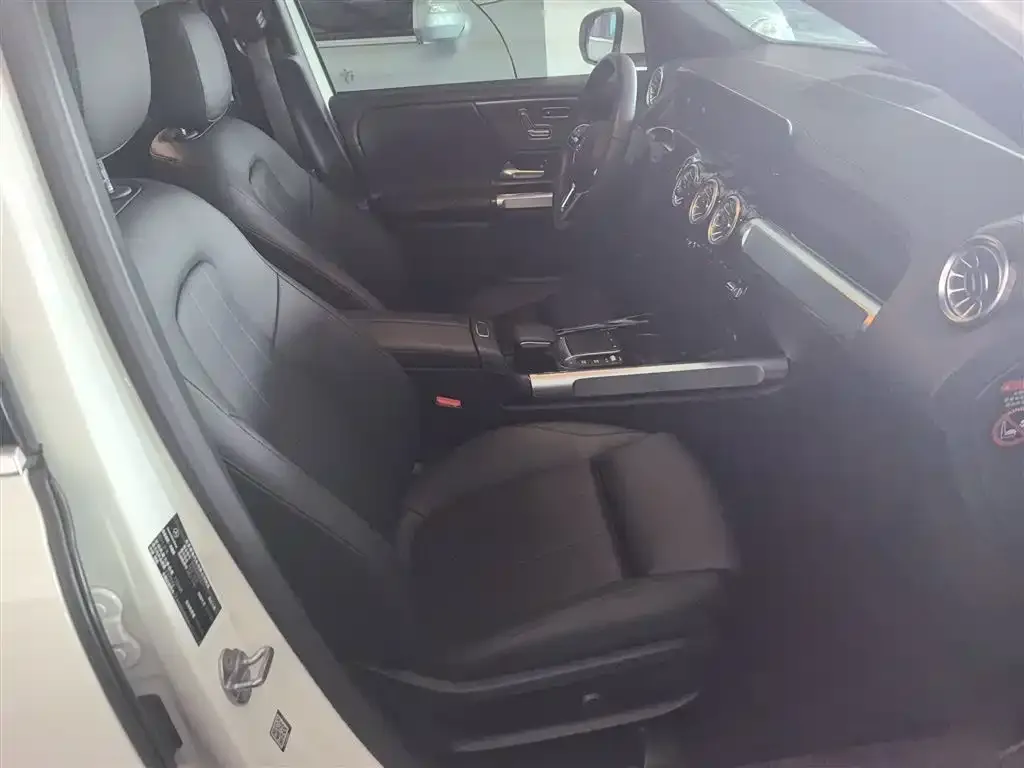 Mercedes-Benz GLB 2021 из CN, фото 3